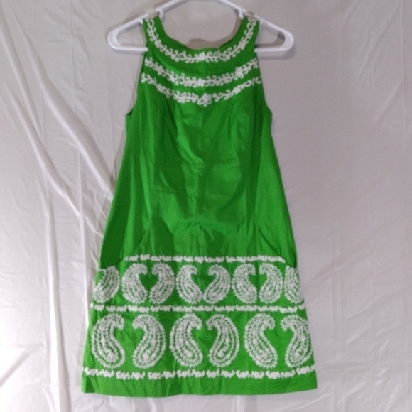 Lilly Pulitzer Green Paisley Embroidered Jacqueline Shift Dress - Picture 2 of 15